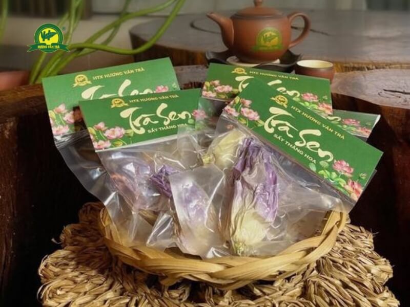Trà sen sấy thăng hoa tại Hương Vân Trà có thể bảo quản 12 tháng