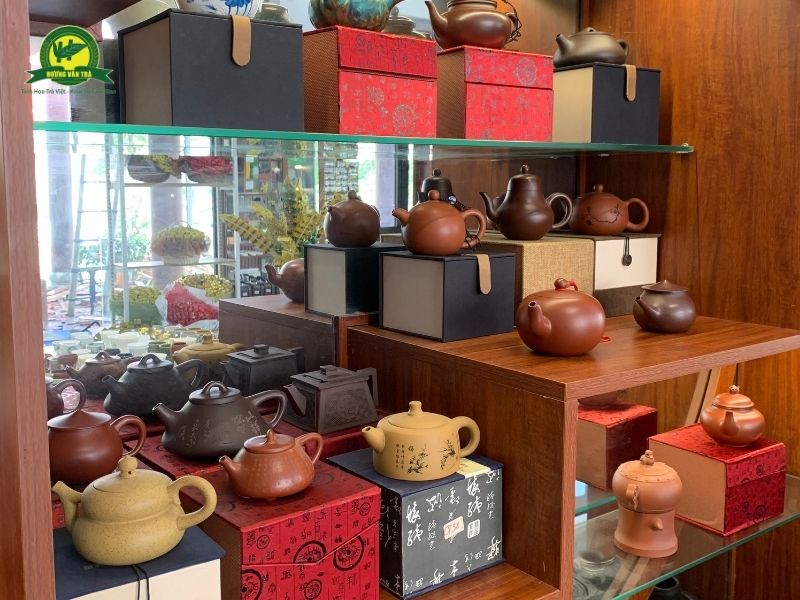 Ấm pha trà Hương Vân