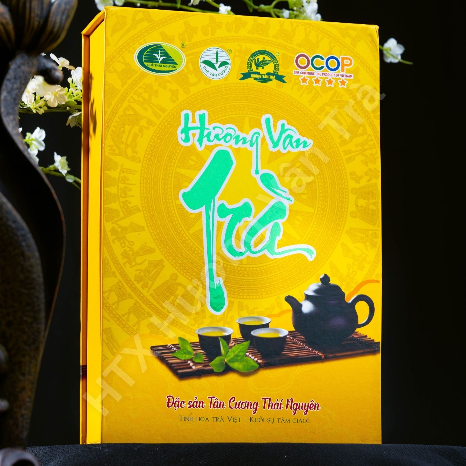 Hộp trà trống đồng